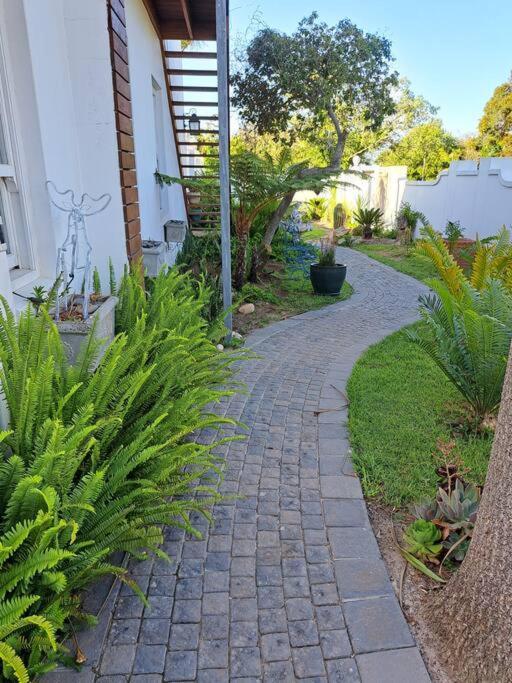 Cape Dutch Flair Business Unit * Le Cap