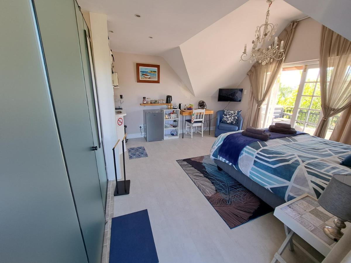 Cape Dutch Flair Business Unit Appartement